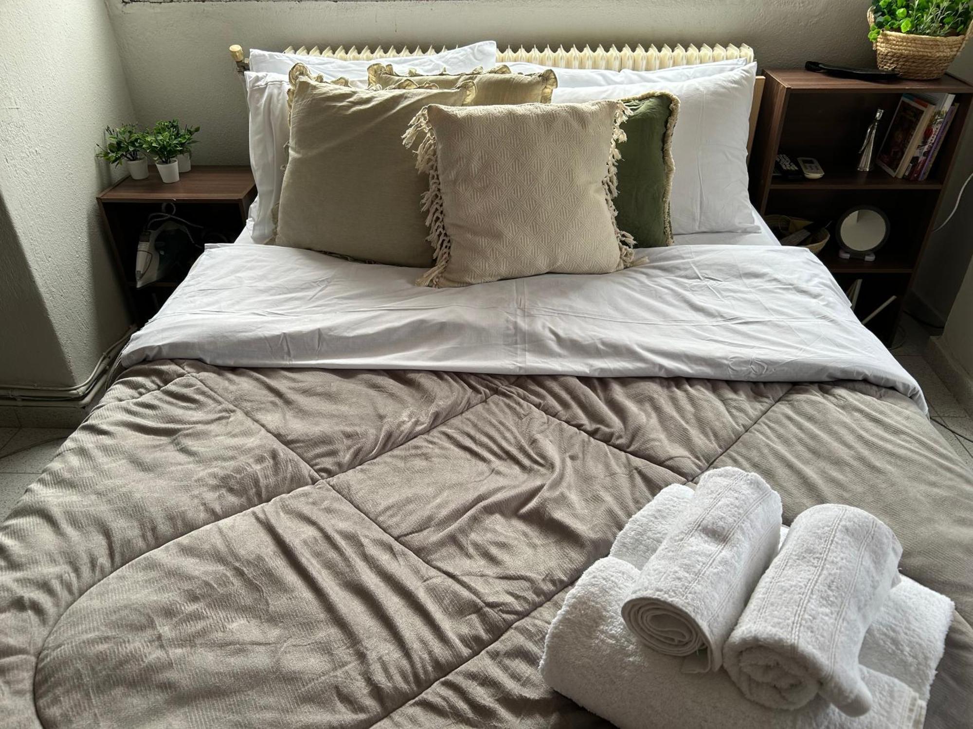 City Center Apartment 세레스 외부 사진